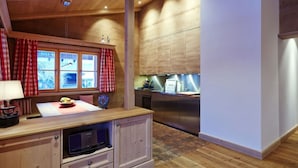 Unclassified image, 2 of 19, button - Suite Birch Modern Retreat (Bad Wiessee)