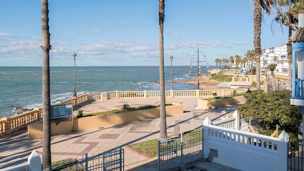 Exterior - El Paseo Del Faro - House In Chipiona. Free Wifi (Chipiona)