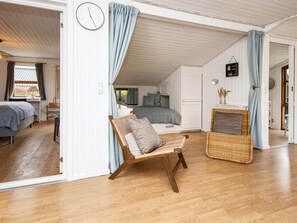 Ferienhaus | 4 Schlafzimmer, individuell eingerichtet