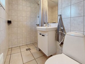 Ferienhaus | Badezimmer