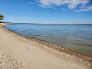 Nær stranden