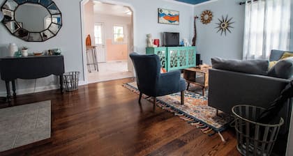 Riverfront Retreat with Dock! Just a few minutes from the local boat ramp