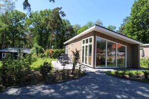 Bungalow | Exterior