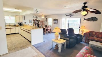 House, Multiple Beds, Patio (Fish Crazy House) | Living area | 42-inch flat-screen TV with digital channels