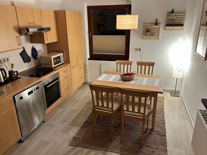Apartment | Private kitchen | Microwave, stovetop, electric kettle