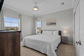 3 soverom, strykejern/-brett, wi-fi (inkludert) og sengetøy