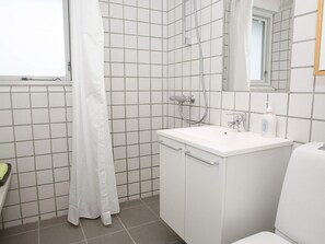 House | Bathroom