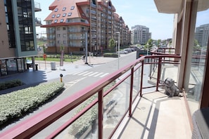 Apartment | Property grounds - Apartment in Nieuwpoort Near the Beach (Nieuwpoort)