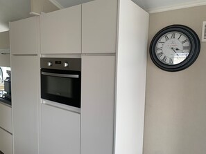 Casa | Cozinha privada | Micro-ondas, cafeteira/chaleira