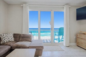Smart TV - Ocean Minded @ Seychelles Sleeps 6 Gulf Front (Panama City Beach)