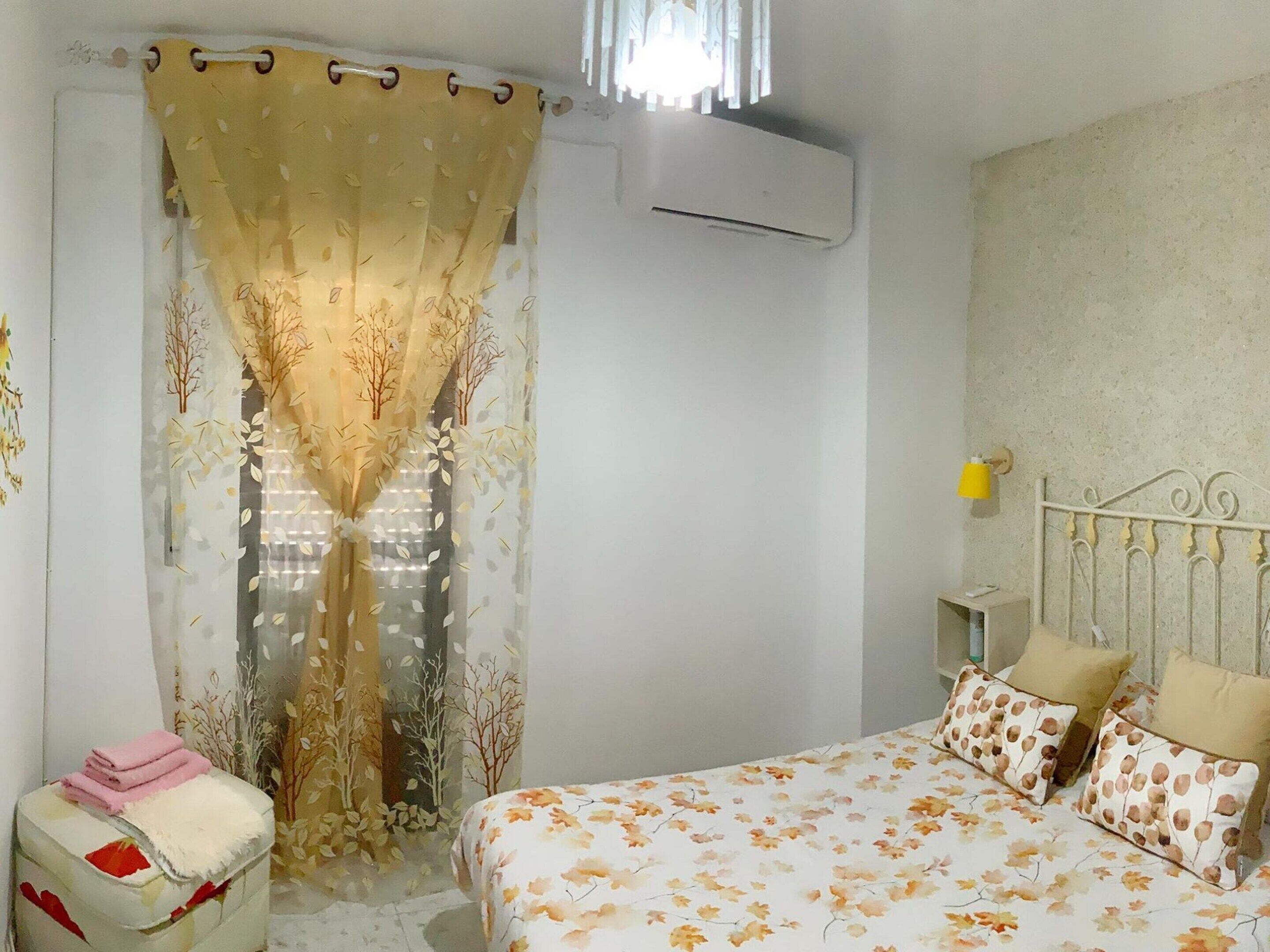 House | 2 bedrooms, bed sheets