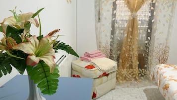 House | 2 bedrooms, bed sheets