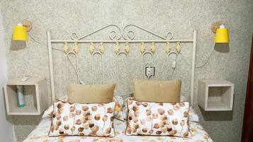 House | 2 bedrooms, bed sheets