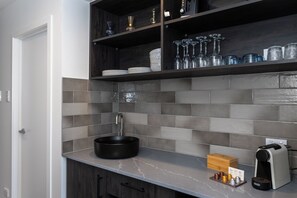 Egyptian cotton sheets, premium bedding, individually decorated - Arluxia (Auckland)