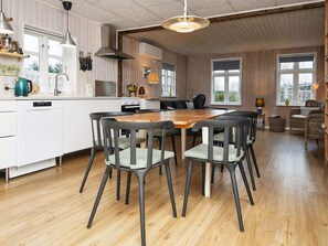 House | Private kitchen | High chair - 4 Star Holiday Home in Grenaa (Grenaa)