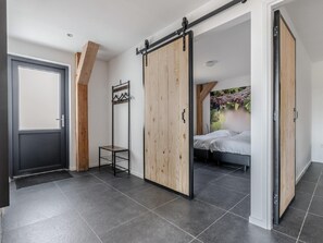 Casa | 3 quartos, individualmente mobiliados, roupa de cama