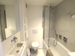 Apartment | Badezimmer