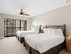 1 bedroom, desk, iron/ironing board, free WiFi - Shadow Ridge 112-1 | Walk to Lifts | Mountain Views | Food Galley | Pool & Hot Tub | Sauna (Park City)