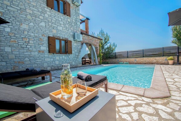 Pool - Villa Verde Istria by Istrabook (Svetvincenat)