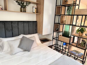 1 bedroom, desk, iron/ironing board, WiFi - Luxury-confortable studio. Best location. 2 minutes to the famous 93 park. (Bogotá)