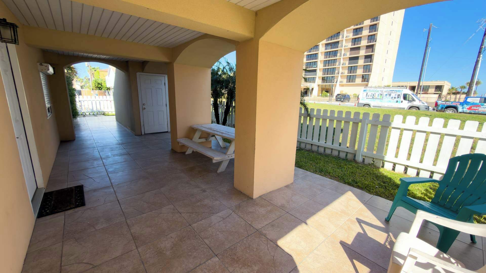 House, Multiple Beds, Patio, Garden View (Pompano Beachview Home) | Outdoor dining