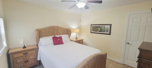 Casa, letti multipli, patio, vista giardino (Pompano Beachview Home) | 4 camere, con stile personalizzato, con arredamento individuale