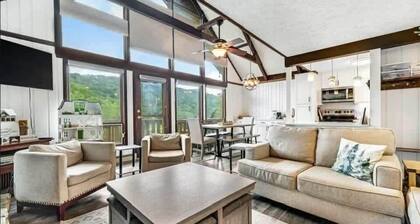 The Backyard Bunny Slope: True Ski-in/Ski-out !