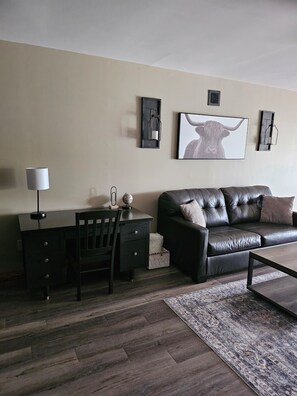 Smart TV, fireplace, foosball, books