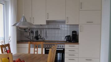 บ้านพัก | ครัวส่วนตัว | เตาอบ, กาต้มน้ำไฟฟ้า