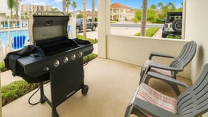 Leilighet, 1 queensize-seng med sovesofa, terrasse, bassengutsikt (Sea Dancer #1) | Terrasse/patio