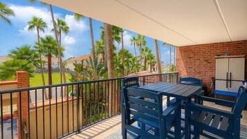 Condo, Multiple Beds, Balcony (Villa del Sol - #205) | Outdoor dining
