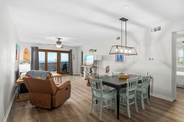 Interior - La Mirage Condo 311 Beachfront Resort Condominiums with Private Boardwalk (Port Aransas)