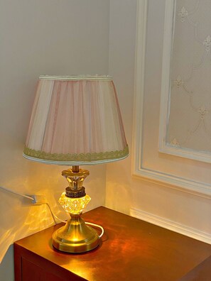 Classic Double or Twin Room, City View | Free minibar items, desk, laptop workspace, free WiFi - Blue Diamond Hotel (Ha Long)