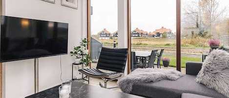 独立别墅 | 起居区