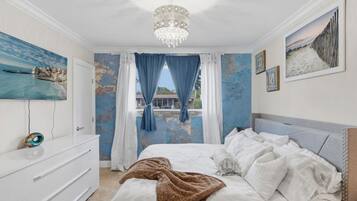 Gorgeous master suite, retreat with king bed, and on suite, spa bathroom, rest, relax, revive