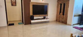 Fully professionally furnished 1200 sqft, 1 bed, 1 bath
back- IT SIPCOT/OMR area