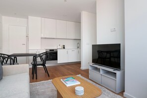 TV, stereo
