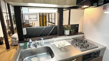 Fridge, microwave, stovetop, toaster