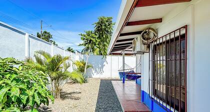Casa Quixote - 3 Bed, AC, Steps to Town