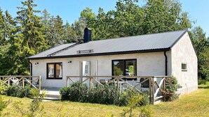 House | Exterior - 4 Star Holiday Home in Klintehamn (Klintehamn)