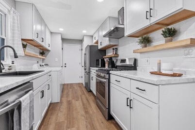 3 Bedroom Edgebrook Ranch Escape