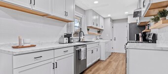 3 Bedroom Edgebrook Ranch Escape