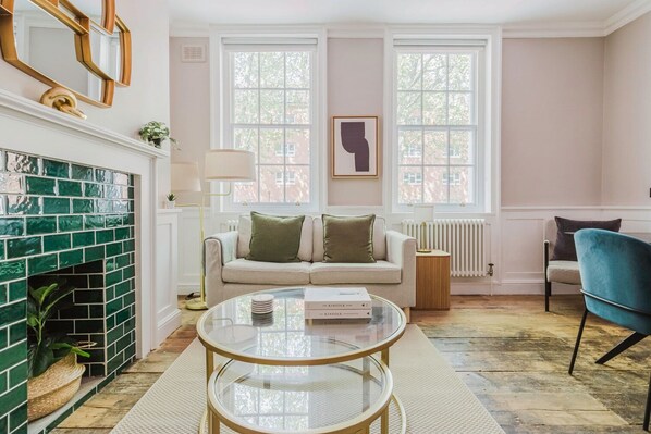 TV, peis og stereoanlegg