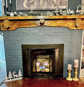 Interior - Bird's Eye View- Bungalow with Screened-in Porch and Fireplace (French Lick)