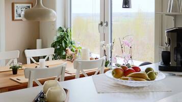 House | Dining