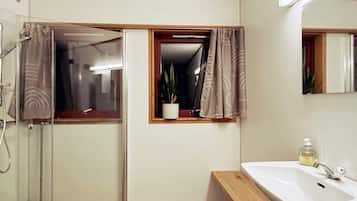 House | Bathroom