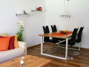 Dining - Cosy Apartment in Davos Platz (Davos)