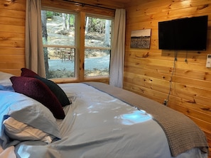 2 quartos, berço de viagem, Wi-Fi, roupa de cama