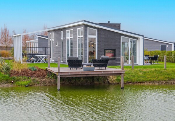 Detached House On Lake In Zeeland Holiday Park - Provinz Zeeland