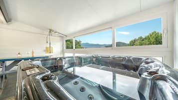 Basic Room, 1 Bedroom (Rosemary) | 1 bedroom, free WiFi